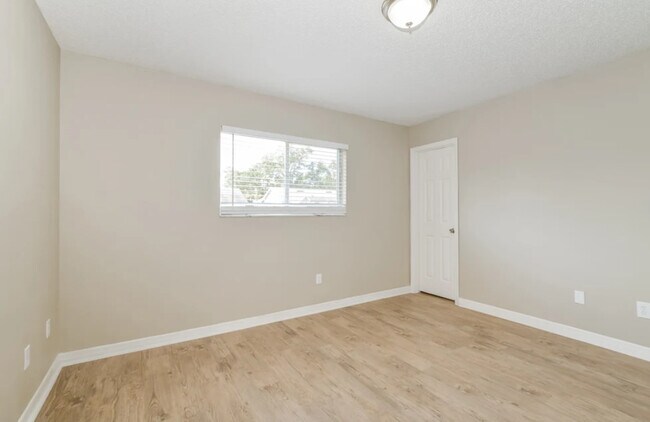 Building Photo - 5742 Spice St