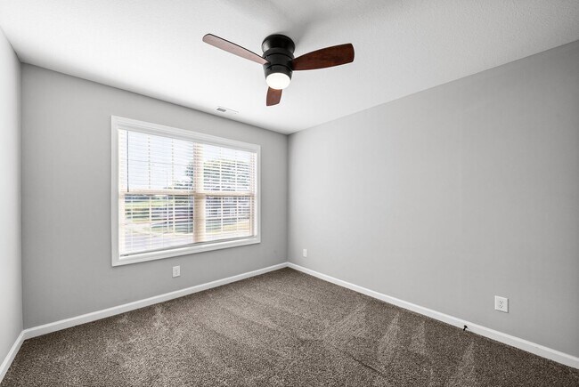 Building Photo - 1378 Dan Brown Dr