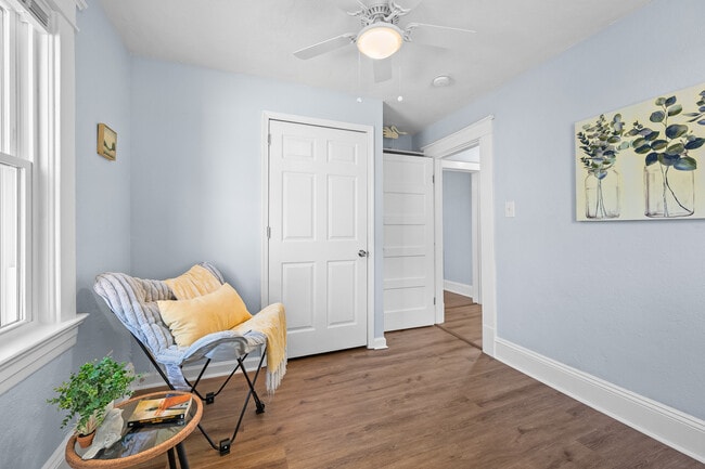 Building Photo - 403 Polk St