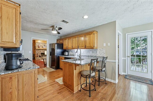 Building Photo - 760 Brand South Trail