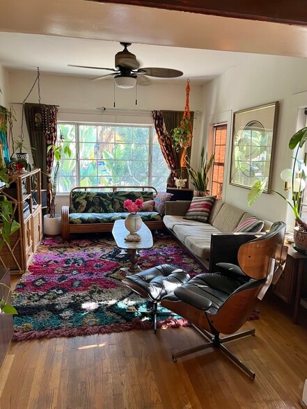 Building Photo - 1003 N Coronado St