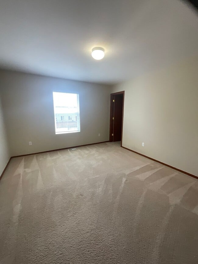 Building Photo - Charming 3-Bedroom Home for Rent