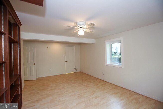 Building Photo - 8401 Beech Tree Rd