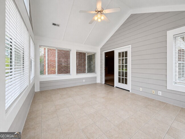 Building Photo - 3057 Orchard Ridge Cir