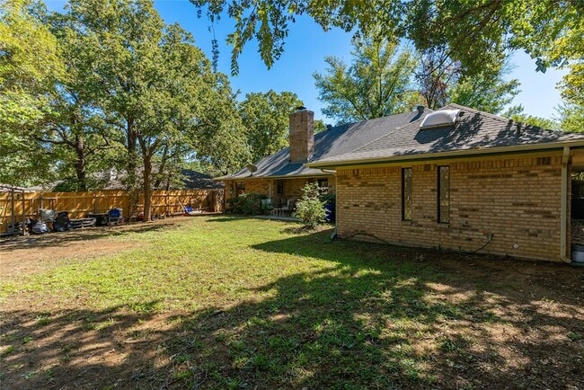 Building Photo - 5201 Rustle Leaf Dr