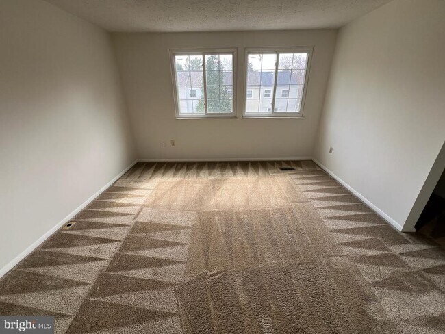 Building Photo - 7728 Havenside Terrace