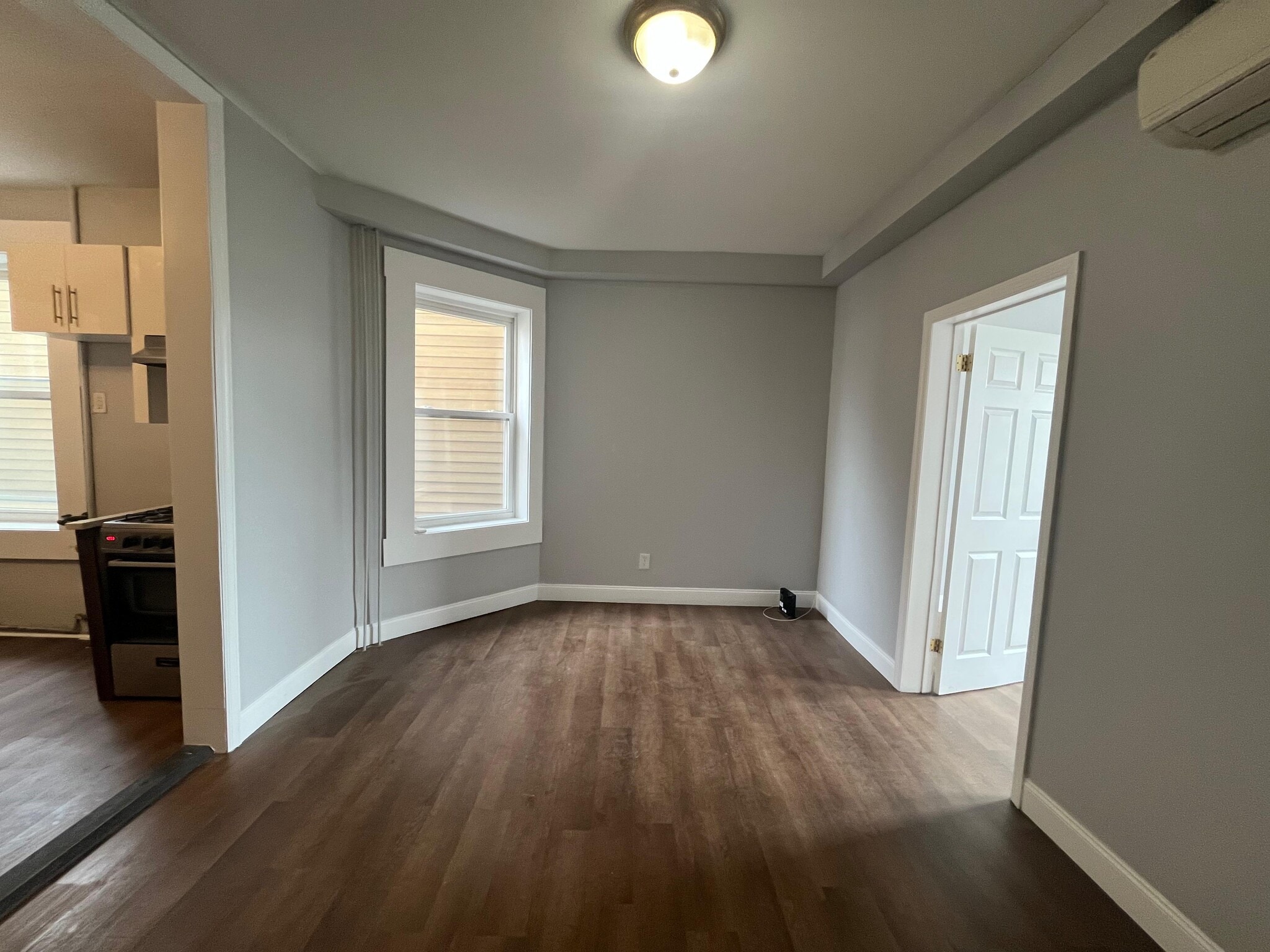 Building Photo - 937 Pavonia Ave