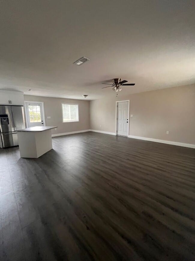 Building Photo - Joree Springs S/D