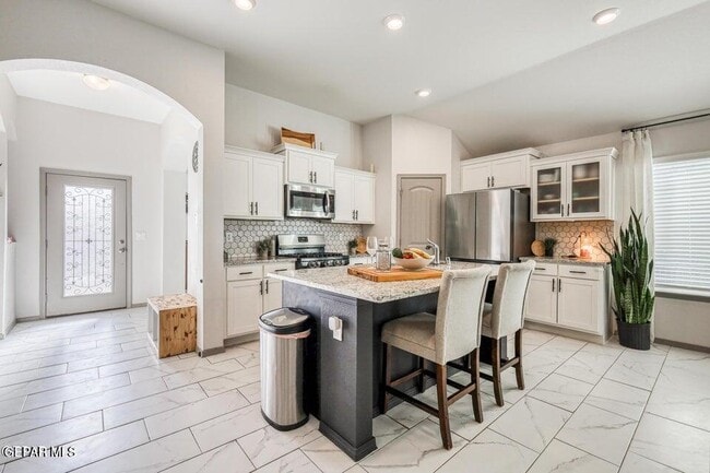 Building Photo - 329 Samuel Vis St