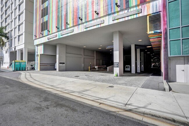 Building Photo - 1300 S Miami Ave