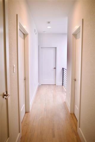 Building Photo - 207 Adrian Dr