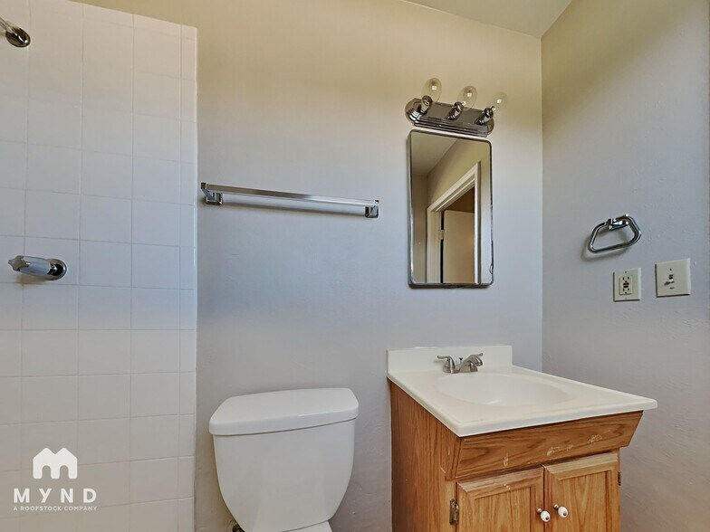 Building Photo - 3117 W Aster Dr