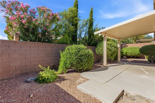 Building Photo - 10521 Angel Dreams Ave