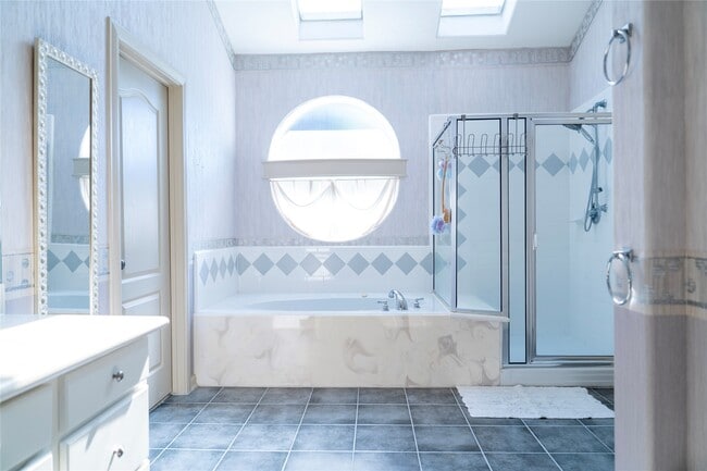 Building Photo - 15315 T C Jester Blvd