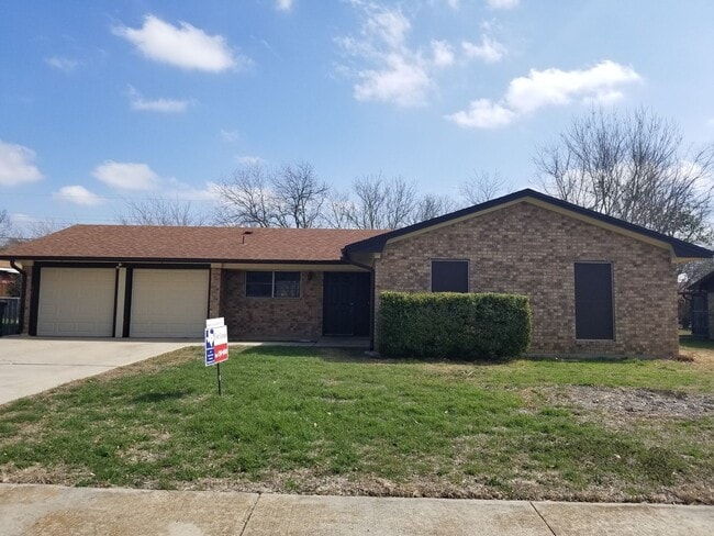 Primary Photo - 1710 Kangaroo Ave