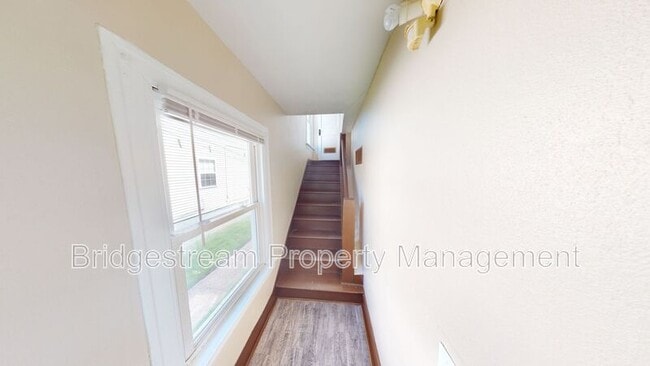 Building Photo - 1116 Watervliet Ave