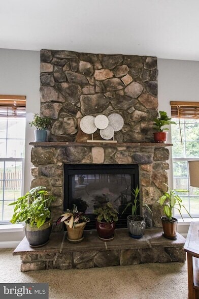 Building Photo - 115 Richard Dr SE