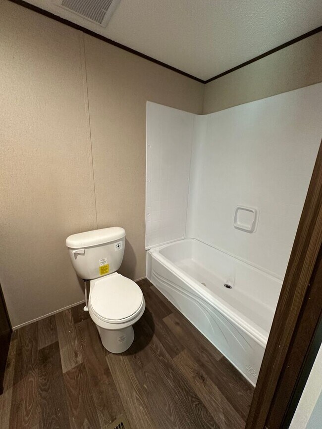 Building Photo - Rental Property in Desoto Parish