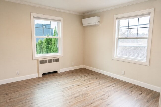 Building Photo - 4Bd/2.5Ba Seattle House