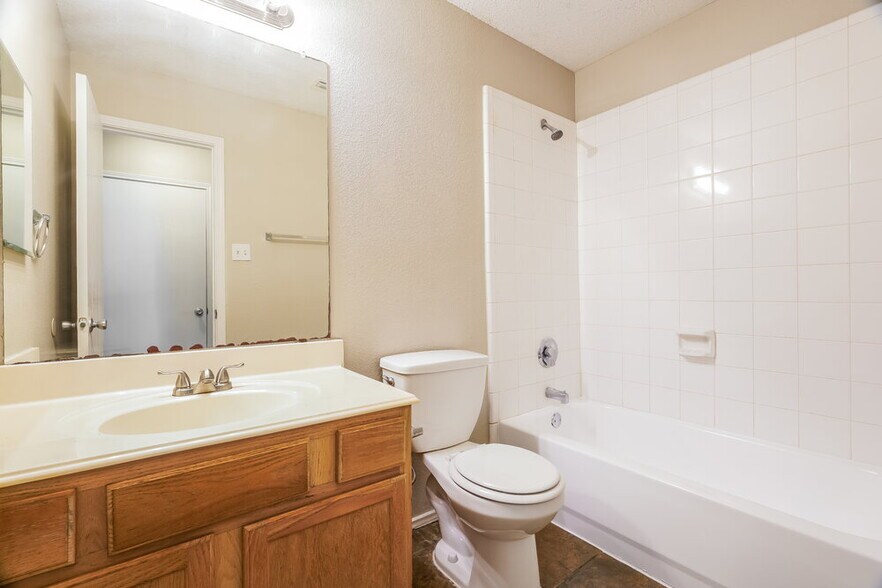 Building Photo - 8413 Canvasback Ln