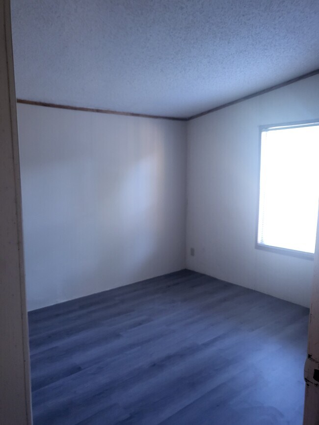 Building Photo - 8300 SW 3rd Ct
