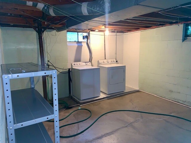 Building Photo - 152 Flint Ridge Dr
