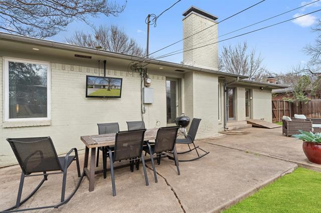 Building Photo - 7418 Fenton Dr