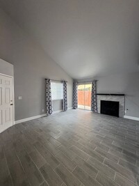 Building Photo - 7016 N Thorne Ave