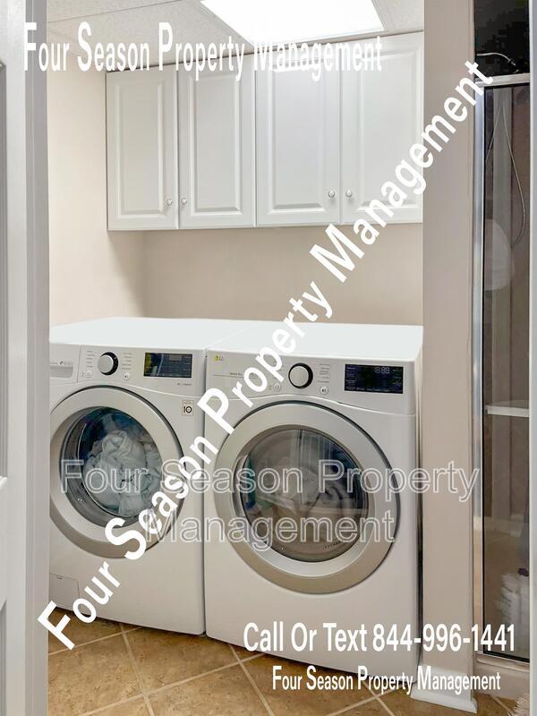 Building Photo - 10113 Mar Rock Dr