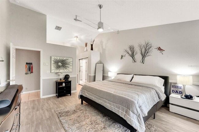 Building Photo - 273 Englenook Dr