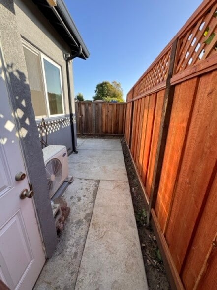 Building Photo - 4663 Deadwood Dr