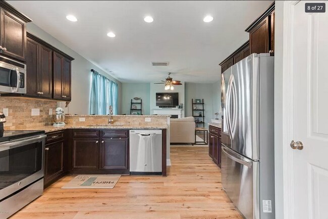 Building Photo - 106 Hampton Dr