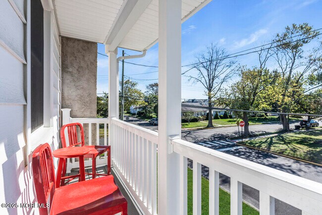 Building Photo - 101 St Louis Ave