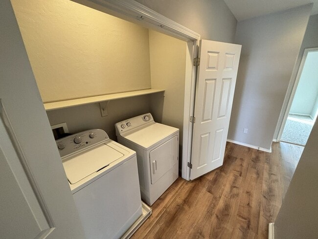 Building Photo - Beautiful 3Bed/2Bath/1Car Condo in Sky Pointe Community – Northwest Las Vegas!