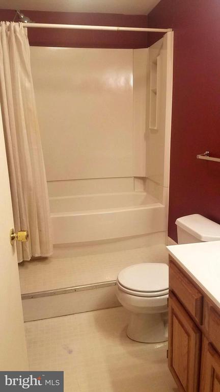 Building Photo - 10628 Sawdust Cir