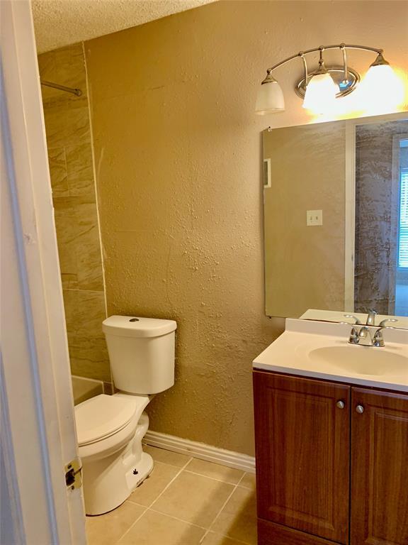 Building Photo - 1900 Bay Area Blvd