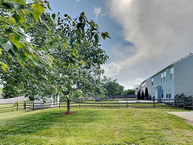 Building Photo - 119 Riding Trail Rd