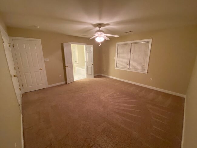 Building Photo - 3401 Bartley Pond Pl