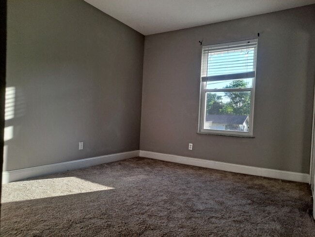 Building Photo - 6101 Cougar Dr