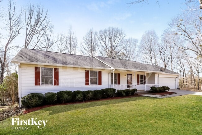 Building Photo - 2770 Quillians Dr