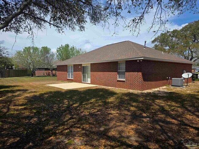 Building Photo - 720 Buoy Dr