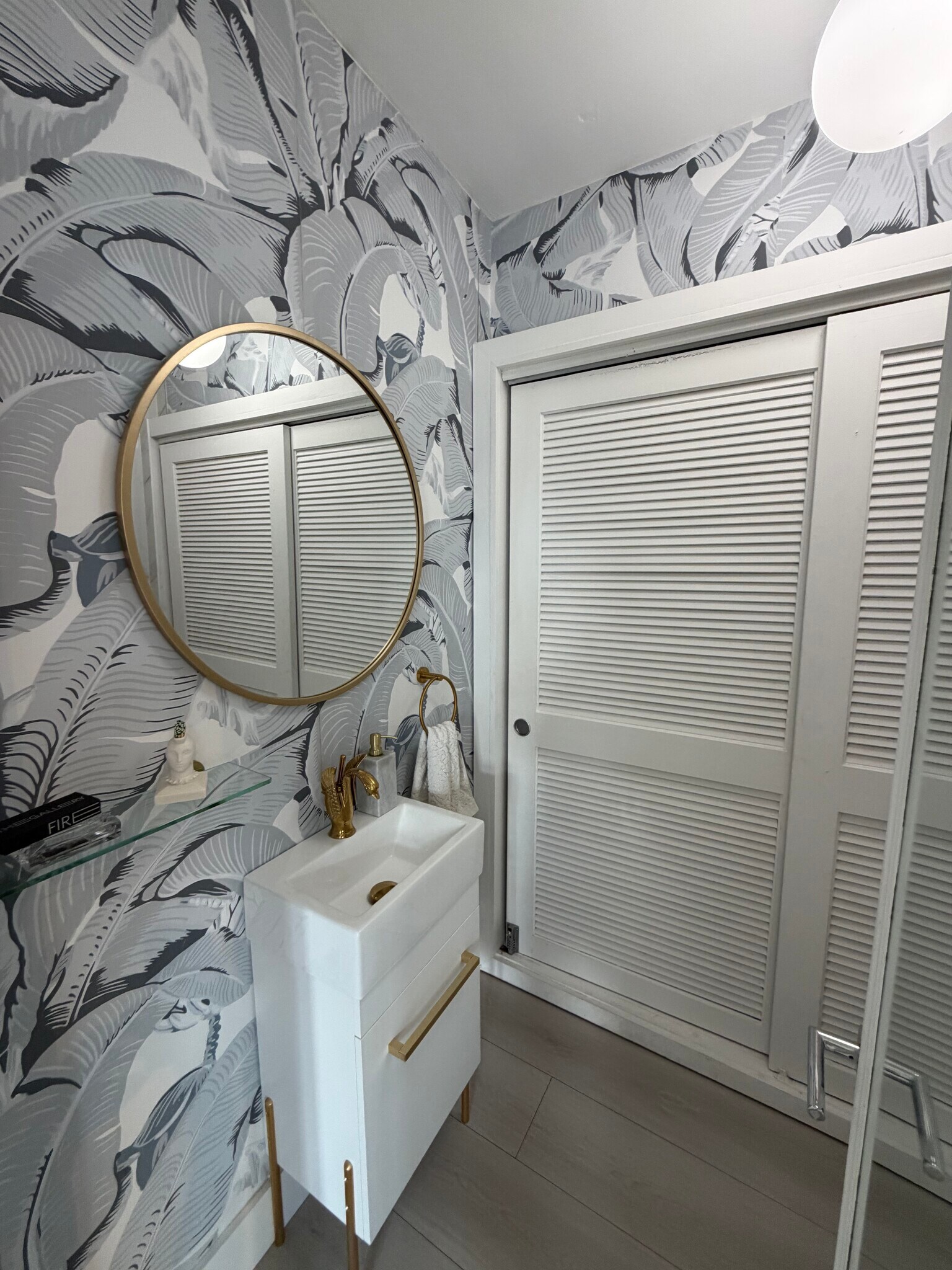 Building Photo - 2421 Lake Pancoast Dr