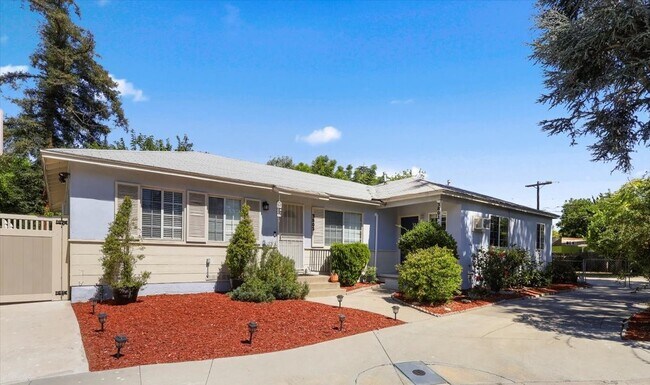 Building Photo - 3801 Legion Ln