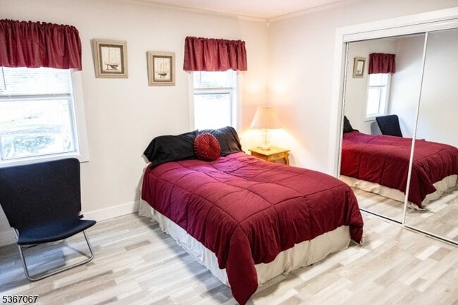 Building Photo - 4 Bear Pond Trail