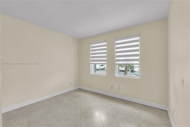 Building Photo - 4292 SW 156th Ave
