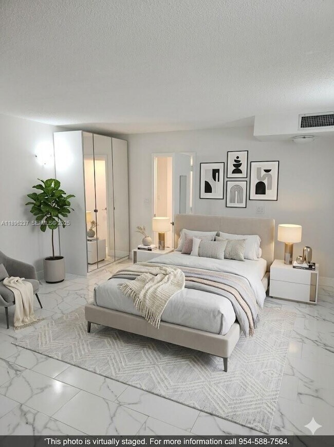 Building Photo - 1800 NE 114th St