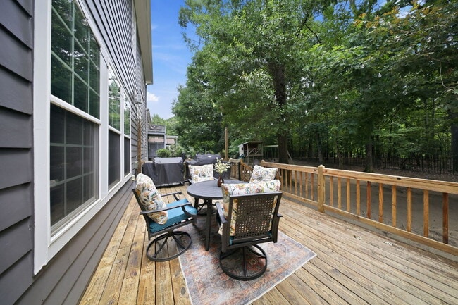 Building Photo - Welcome Home to 8626 Sagekirk Ct