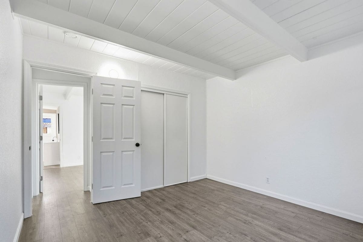 Building Photo - 10311 Ryan St