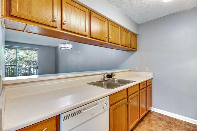 Building Photo - 200 Sandestin Ln