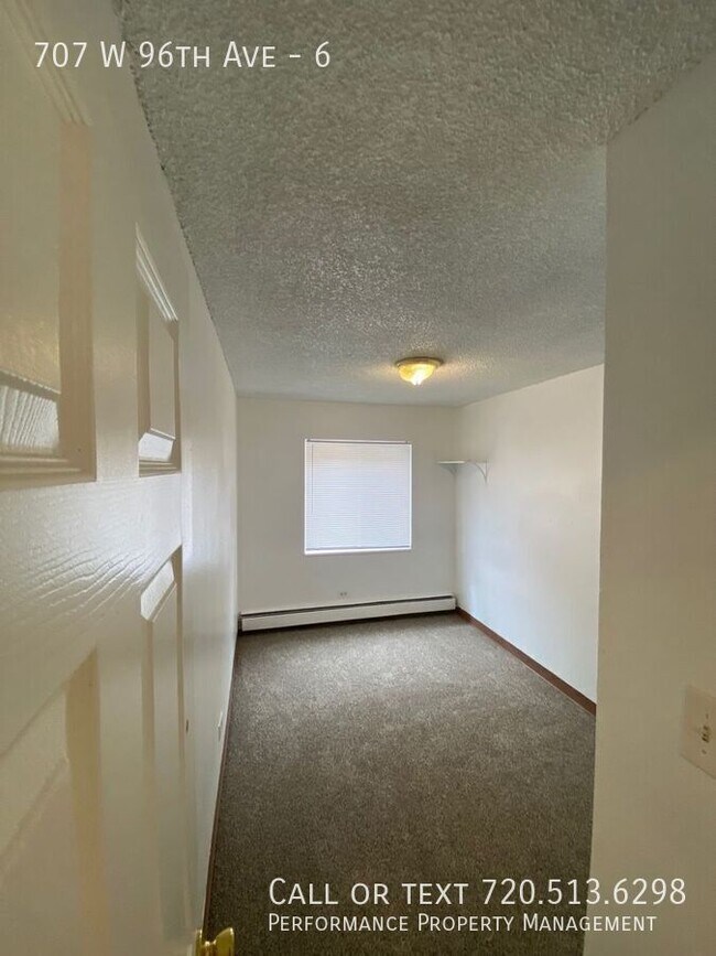 Building Photo - 707 W 96th Ave